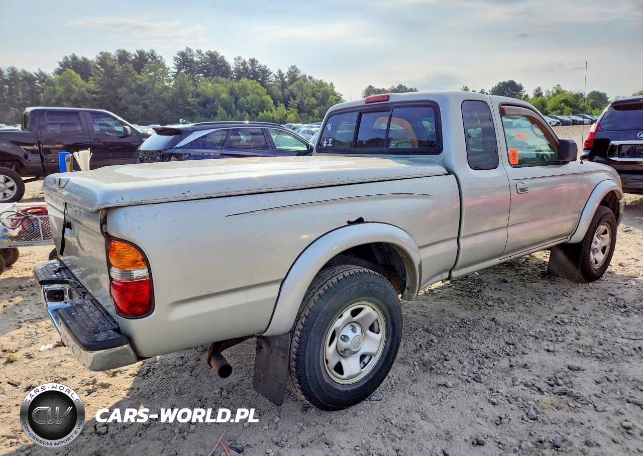 2003 Toyota Tacoma V6 VIN:5TEWN72N43Z174137 - 3