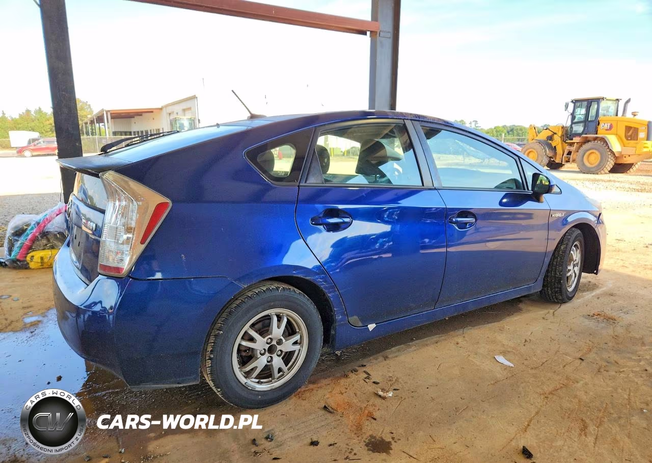 2011 Toyota Prius Three VIN:JTDKN3DU1B5369710 - 3