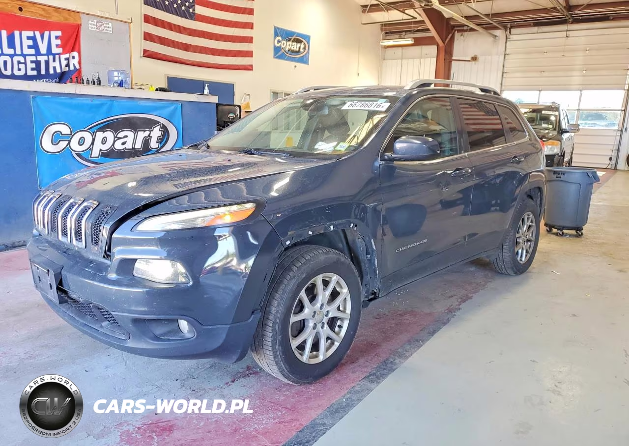 2018 Jeep Cherokee Latitude Plus – zdjęcie 1 z 12