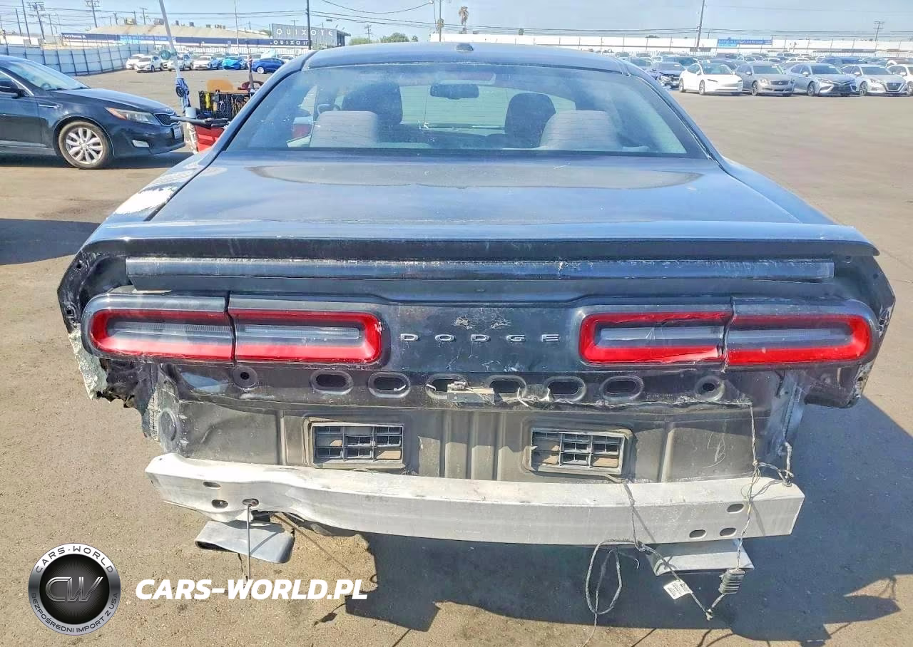 2015 Dodge Challenger Sxt VIN:2C3CDZATXFH703449 - 6