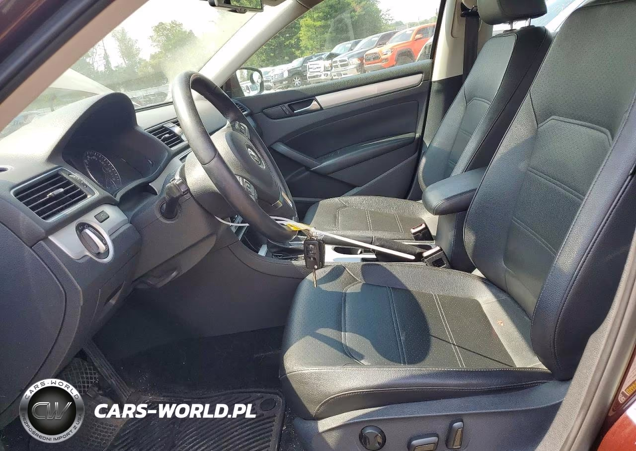 2013 Volkswagen Passat Se VIN:1VWBP7A31DC059792 - 7