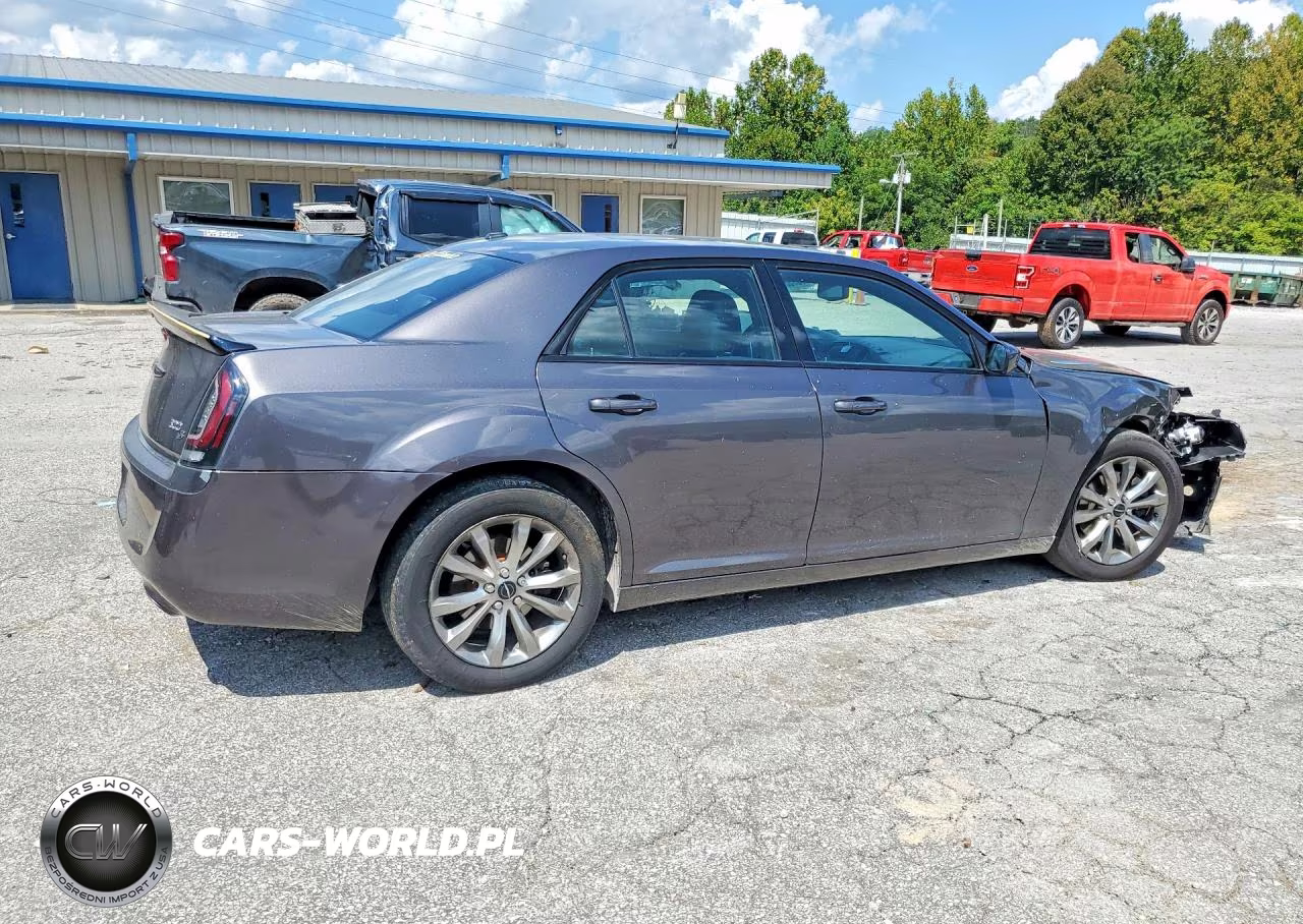 2014 Chrysler 300 S VIN:2C3CCAGG7EH353145 - 3