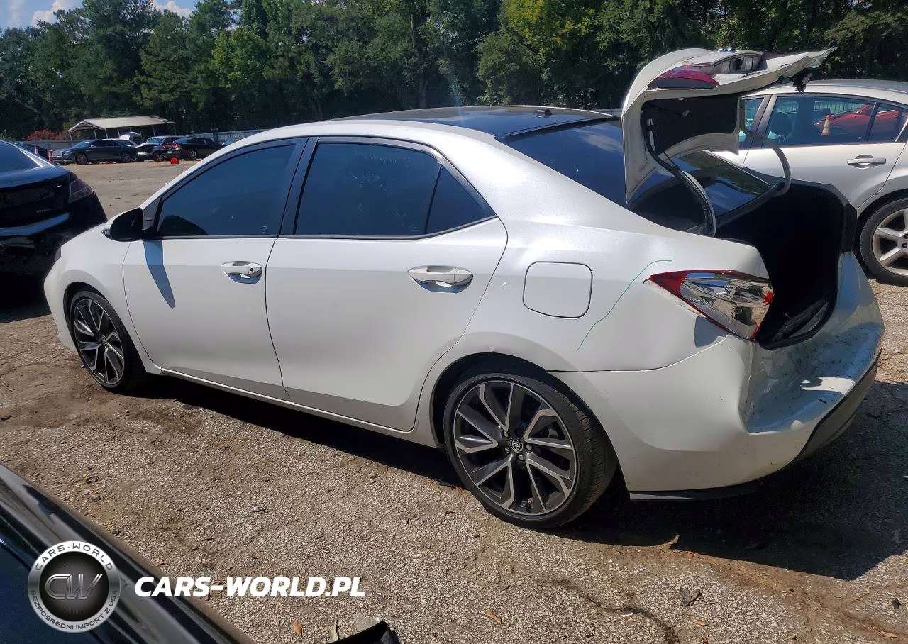 2017 Toyota Corolla Se VIN:5YFBURHE2HP611070 - 2