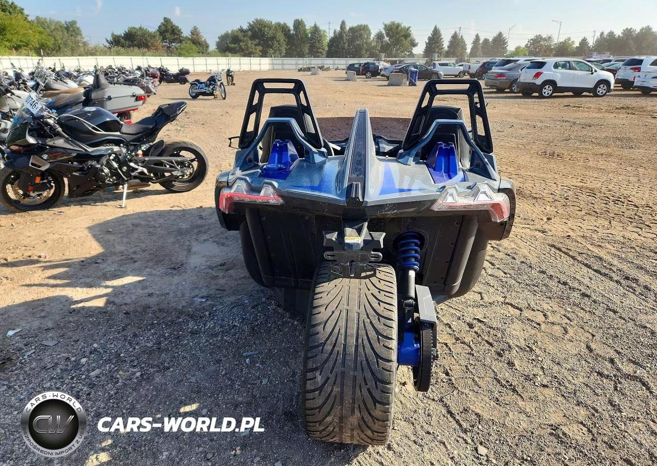 2021 Polaris Slingshot R VIN:57XAARHB8M8145703 - 4