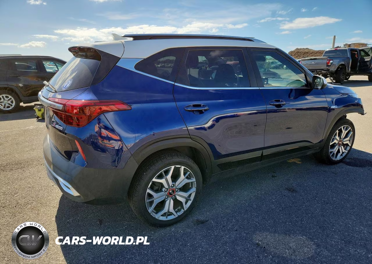 2021 Kia Seltos S VIN:KNDEUCA20M7057338 - 3