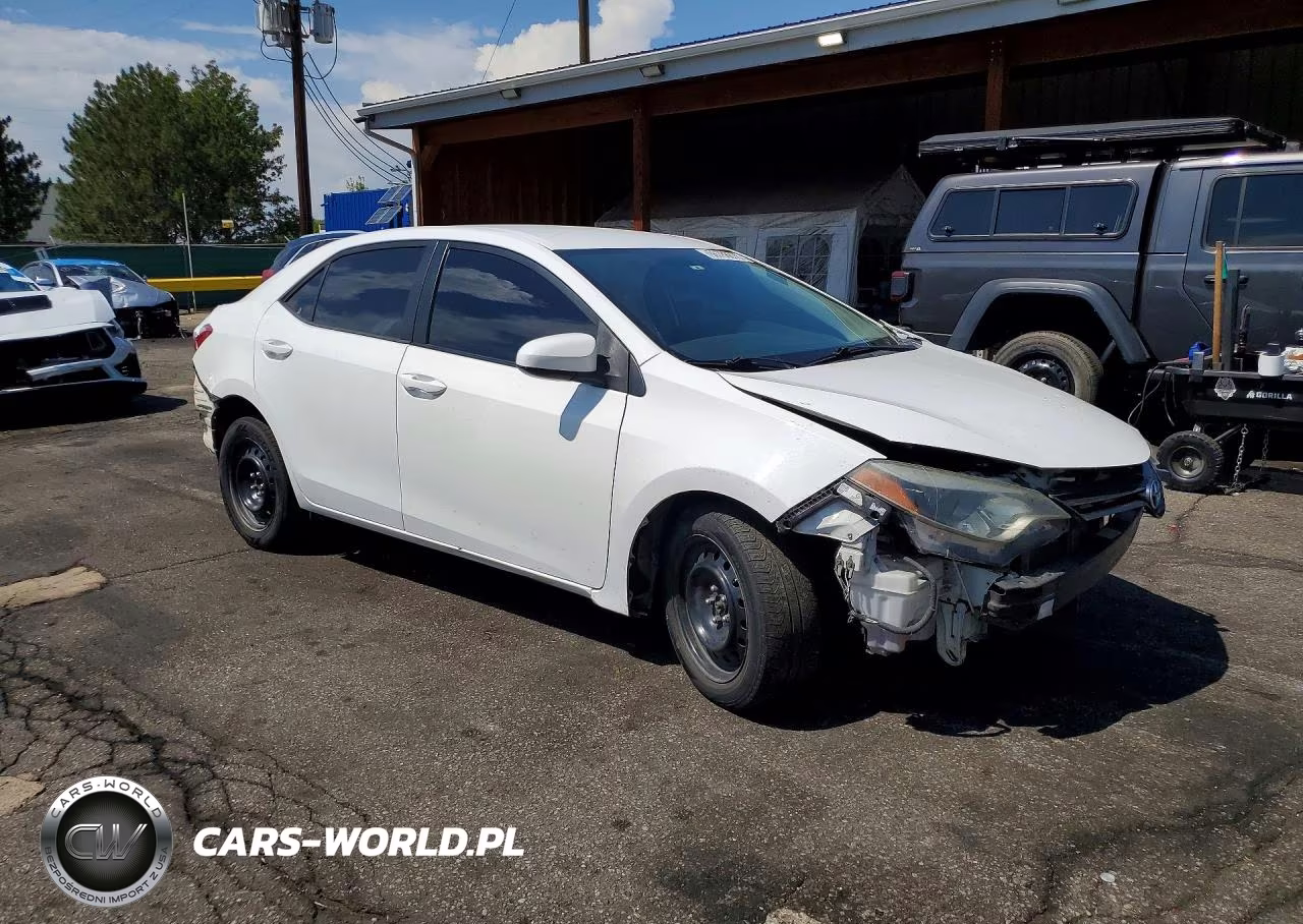 2015 Toyota Corolla Le VIN:2T1BURHE0FC366928 - 4