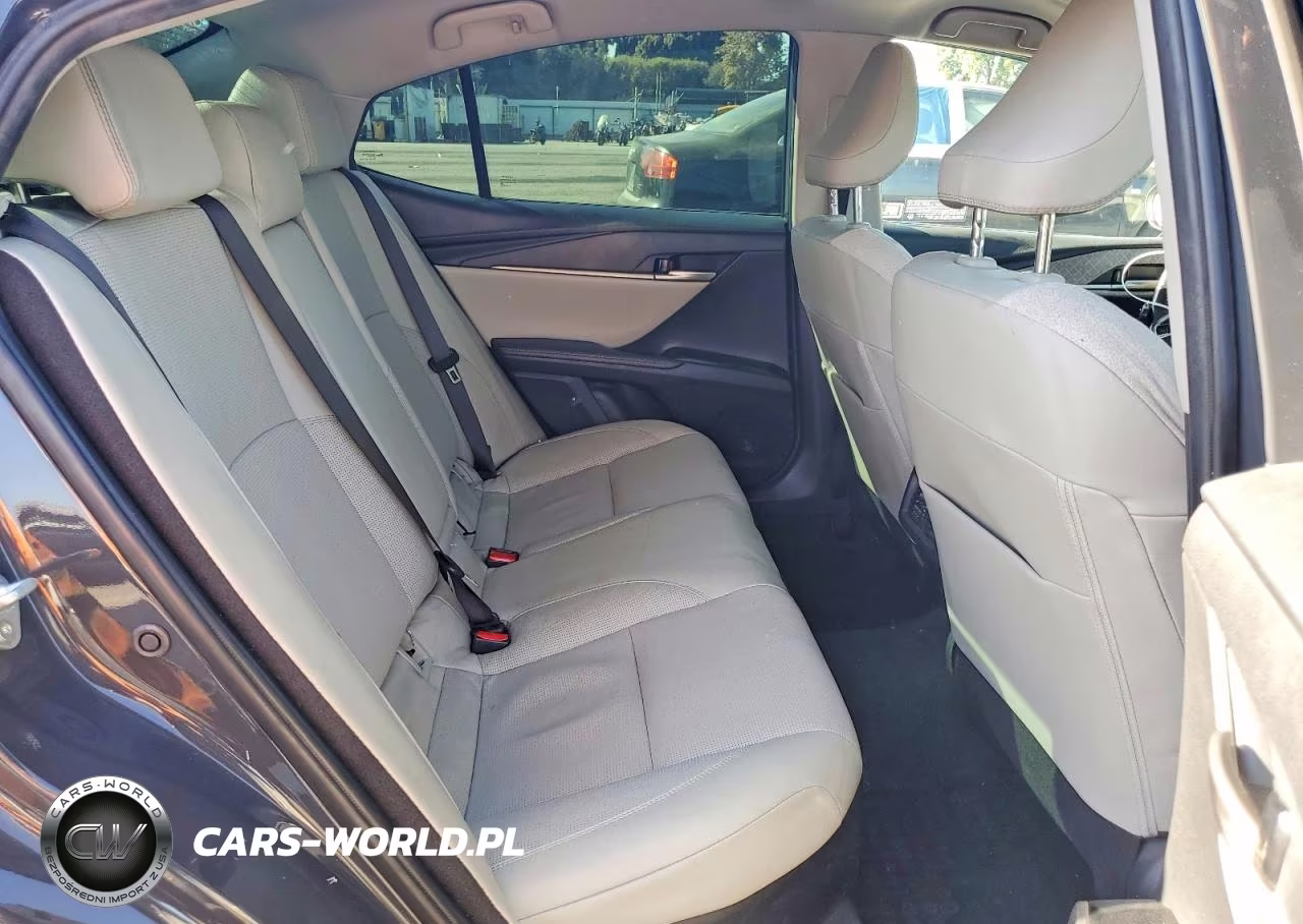 2025 Toyota Camry Xle VIN:4T1DAACK2SU059060 - 10
