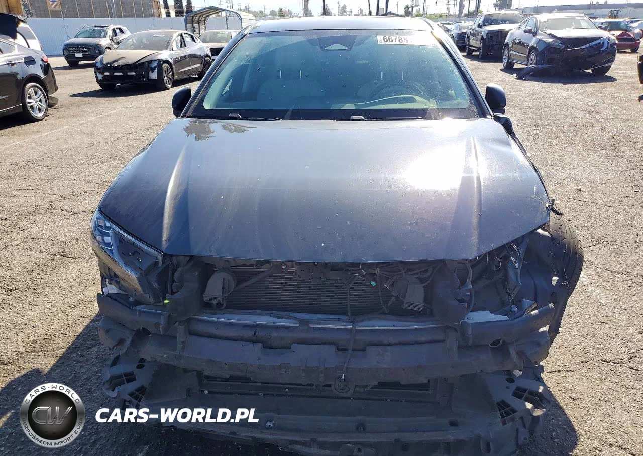 2025 Toyota Camry Xle VIN:4T1DAACK2SU059060 - 5