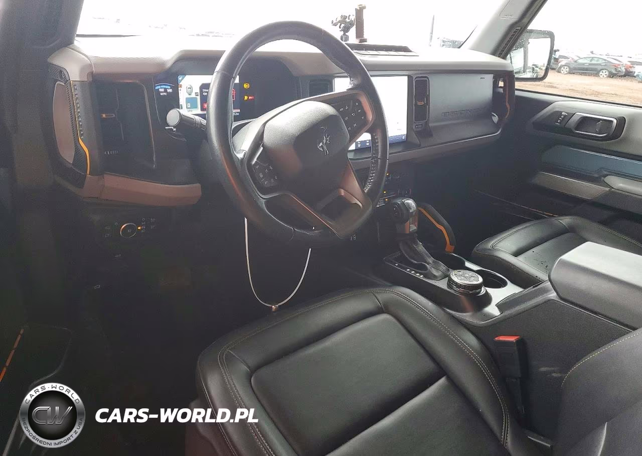 2022 Ford Bronco Base VIN:1FMDE5CPXNLB43645 - 8