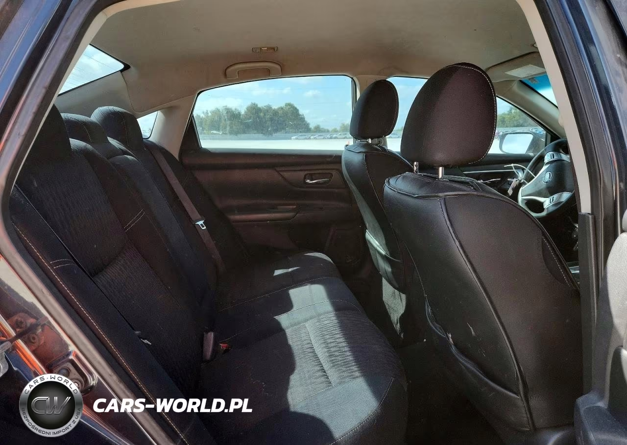 2018 Nissan Altima 2.5 S VIN:1N4AL3AP9JC108504 - 10