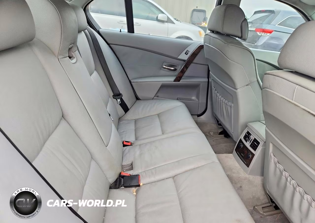 2007 BMW 530 I VIN:WBANE73577CM53285 - 10