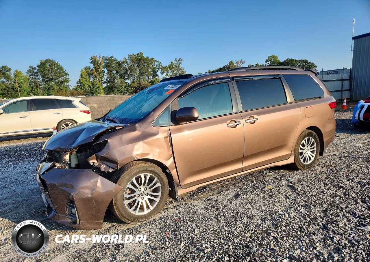2020 Toyota Sienna Xle Premium – zdjęcie 1 z 13