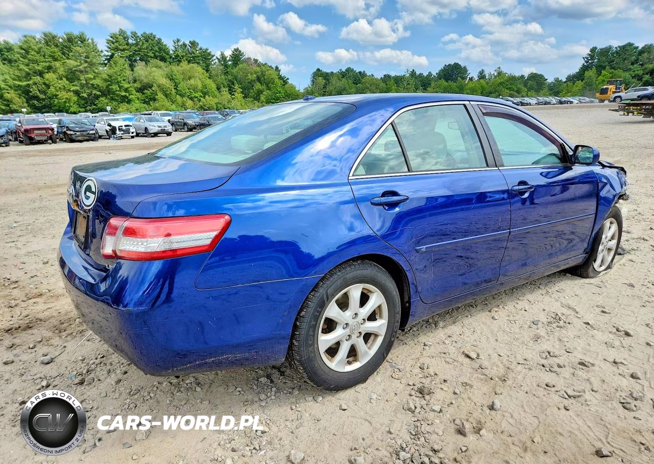 2010 Toyota Camry Le VIN:4T4BF3EK7AR059447 - 3
