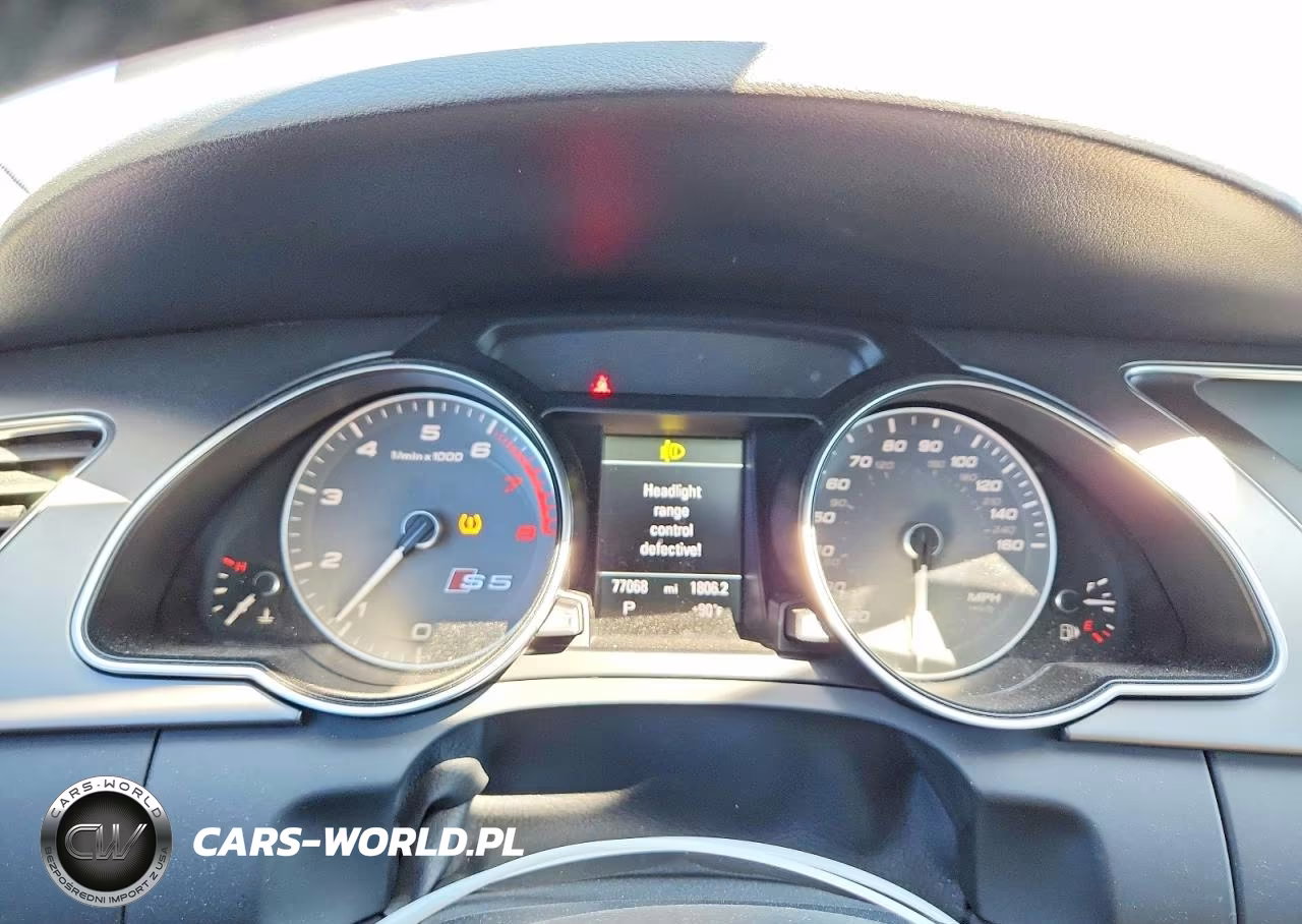 2014 Audi S5 Premium Plus VIN:WAUCGAFR7EA026274 - 9