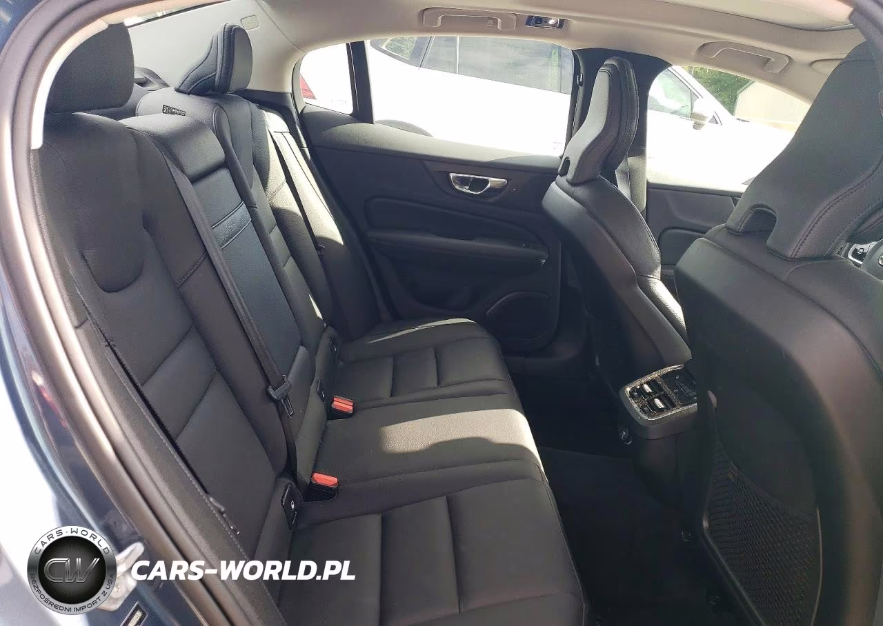 2019 Volvo S60 T6 Inscription VIN:7JRA22TL9KG012515 - 10