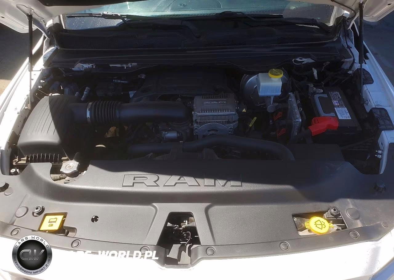 2021 Ram 1500 Laramie VIN:1C6SRFJT3MN782983 - 11