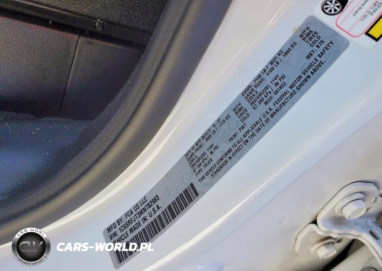 2021 Ram 1500 Laramie VIN:1C6SRFJT3MN782983 - 12