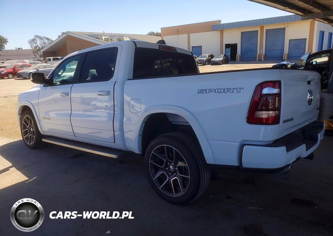 2021 Ram 1500 Laramie VIN:1C6SRFJT3MN782983 - 2