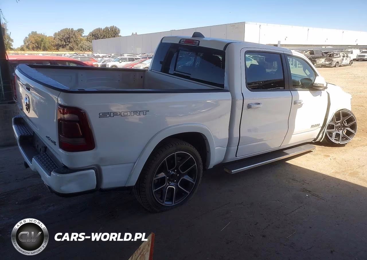2021 Ram 1500 Laramie VIN:1C6SRFJT3MN782983 - 3