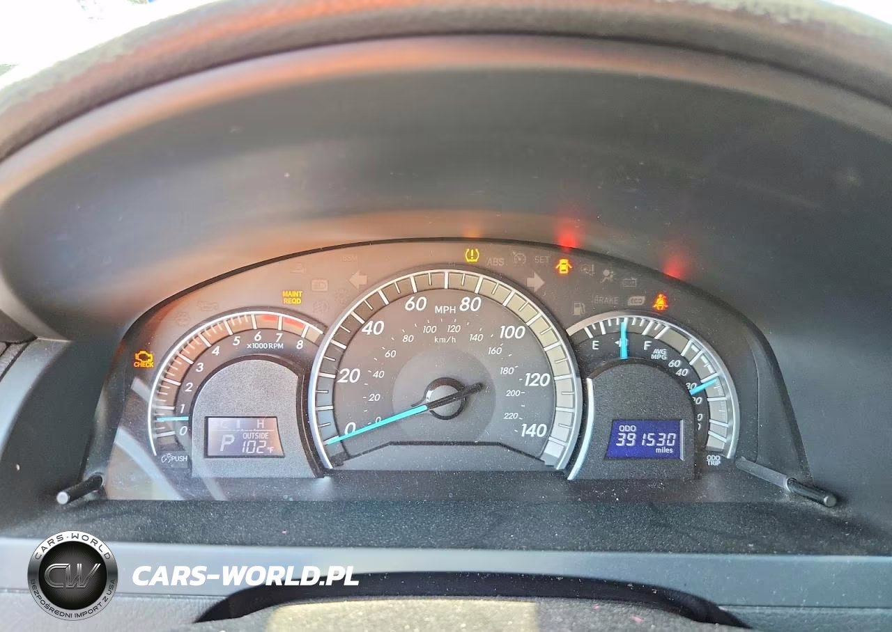 2014 Toyota Camry Se VIN:4T1BF1FK4EU823659 - 9