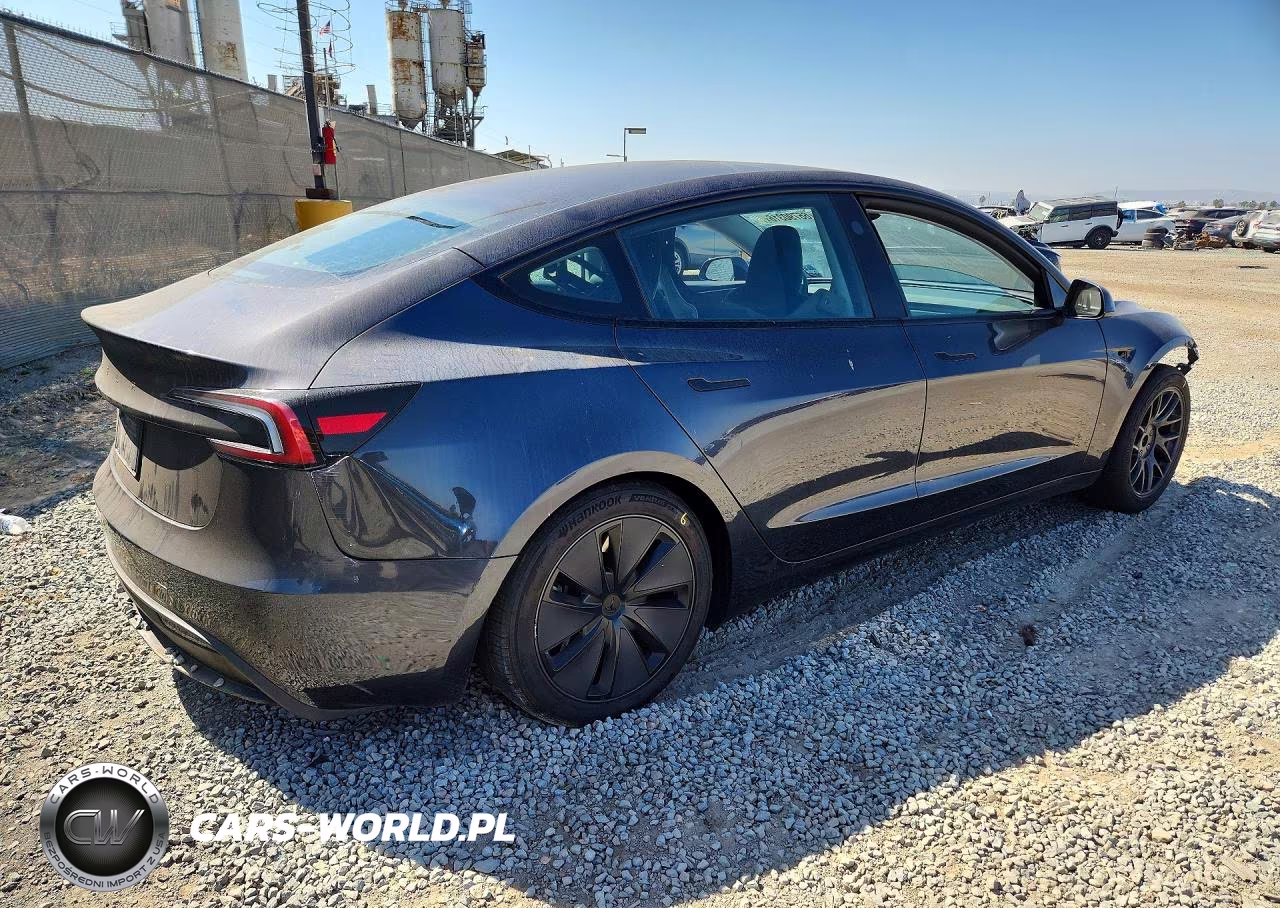 2024 Tesla Model 3 VIN:5YJ3E1EA2RF746941 - 3