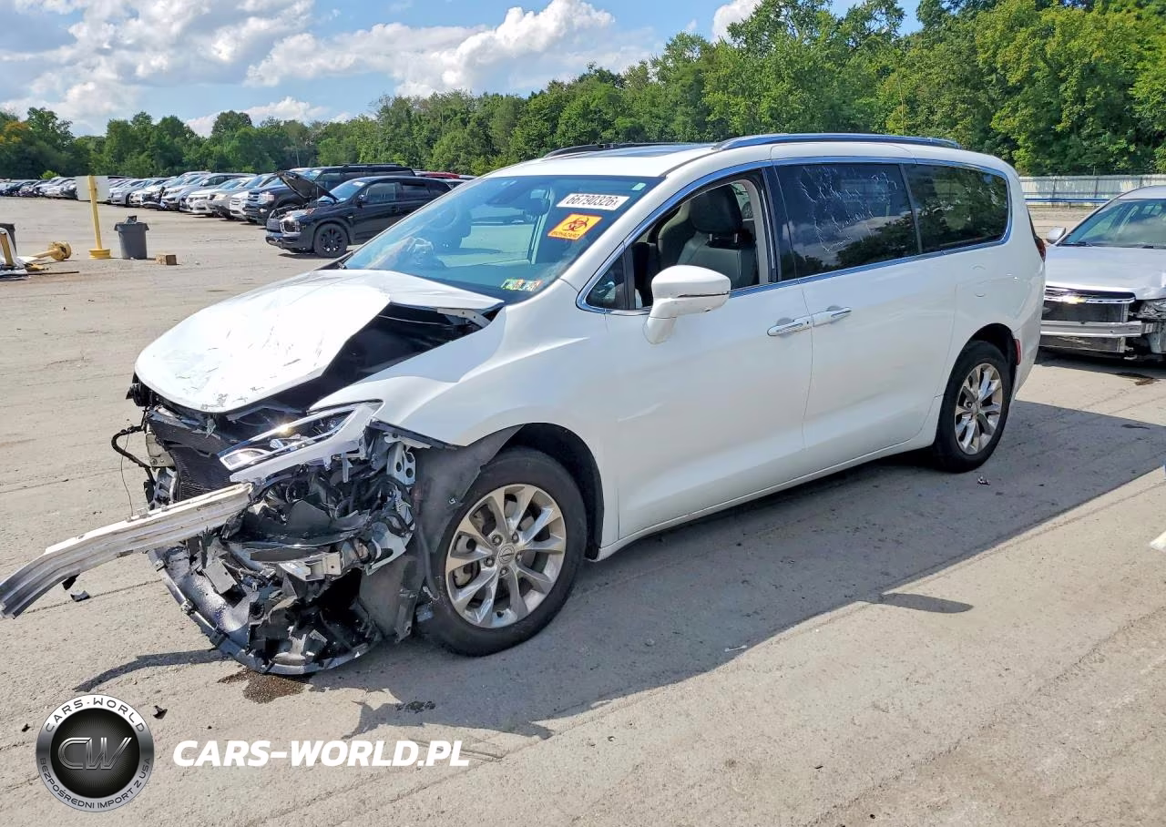 2021 Chrysler Pacifica Touring L