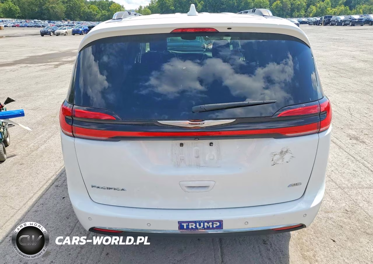 2021 Chrysler Pacifica Touring L VIN:2C4RC3BG2MR606499 - 6