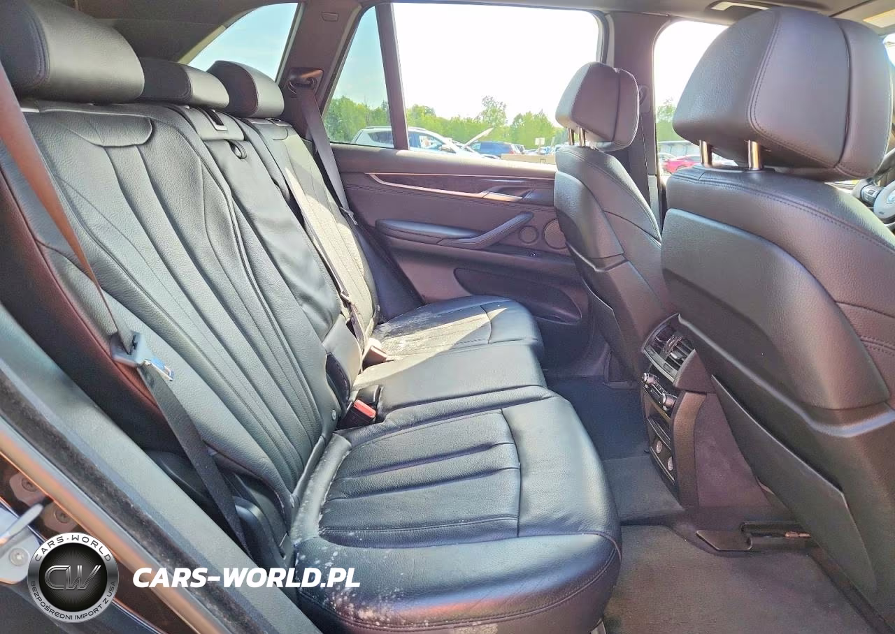 2017 BMW X5 xDrive50I VIN:5UXKR6C55H0J83804 - 11