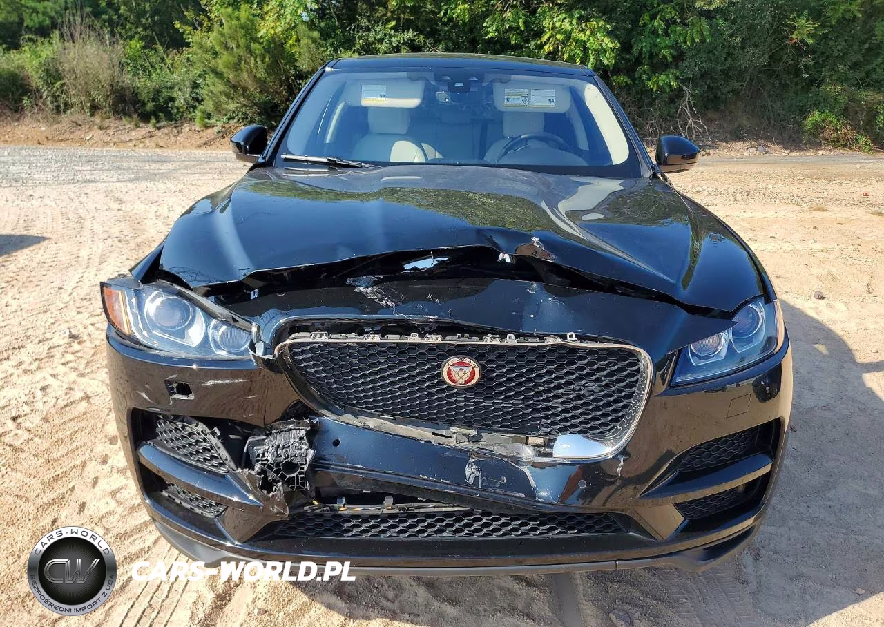2020 Jaguar F-Pace Prestige VIN:SADCK2GXXLA637406 - 5