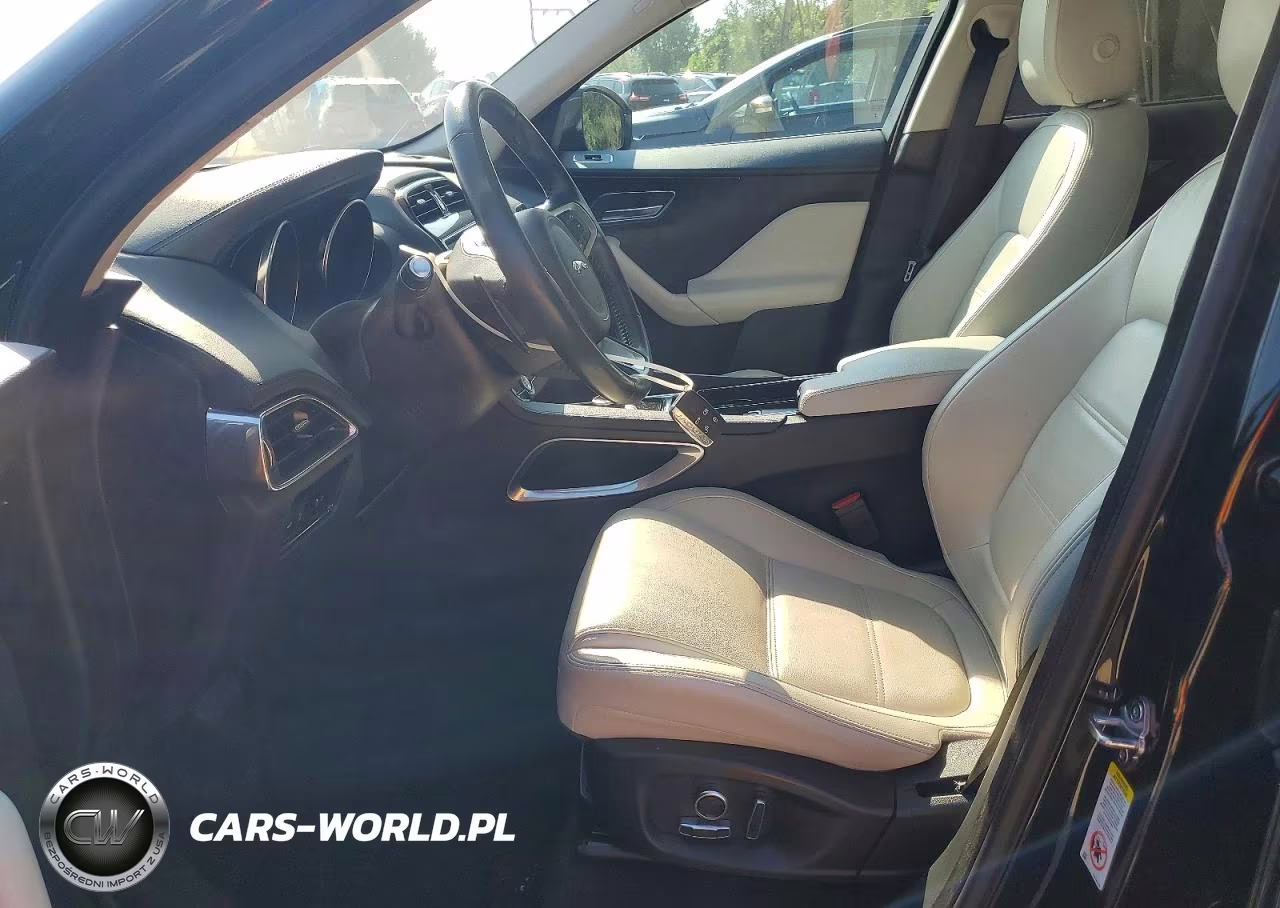 2020 Jaguar F-Pace Prestige VIN:SADCK2GXXLA637406 - 7