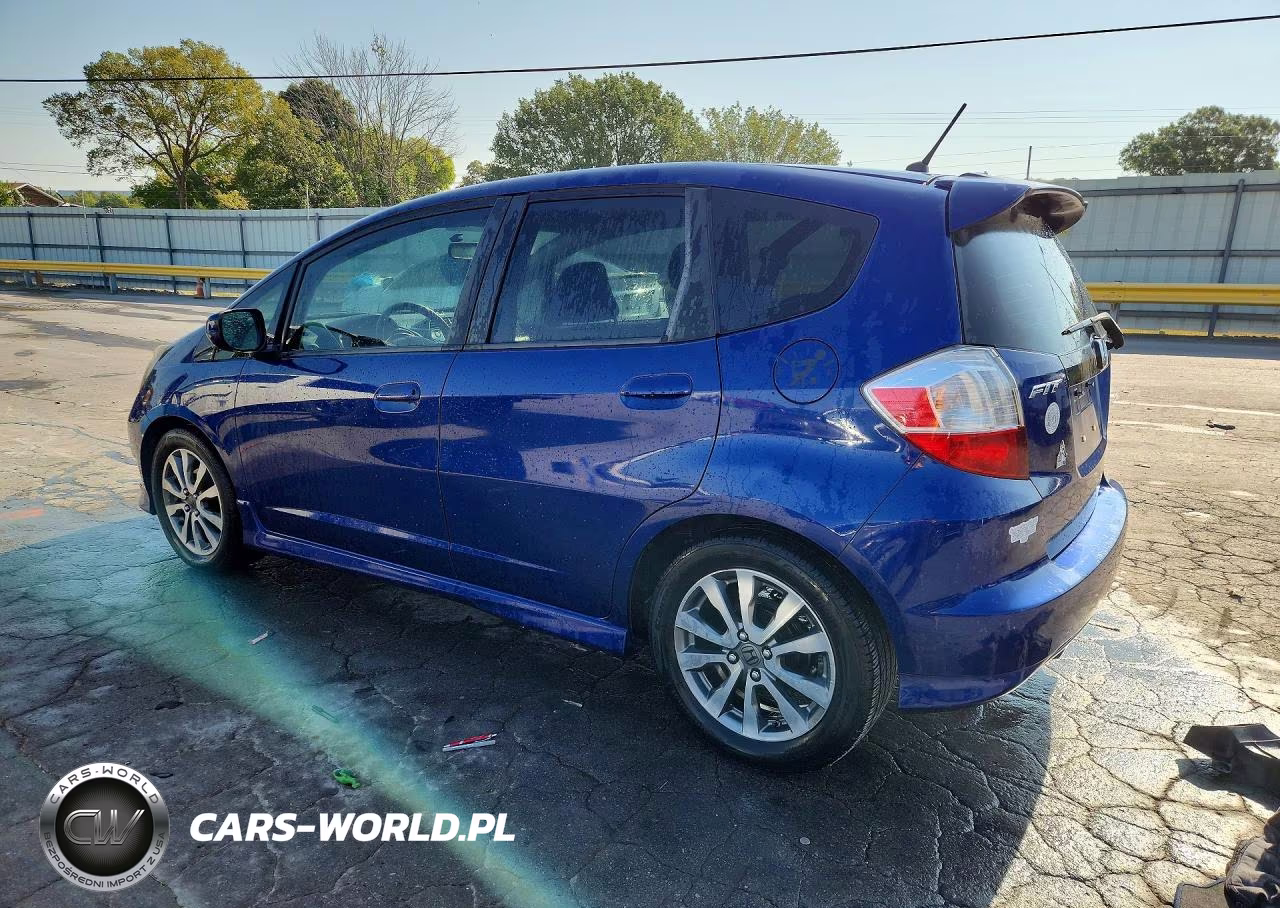 2013 Honda Fit Sport VIN:JHMGE8H62DC007512 - 2