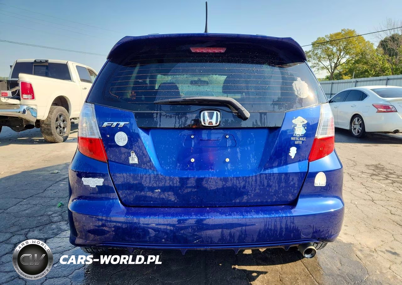 2013 Honda Fit Sport VIN:JHMGE8H62DC007512 - 6