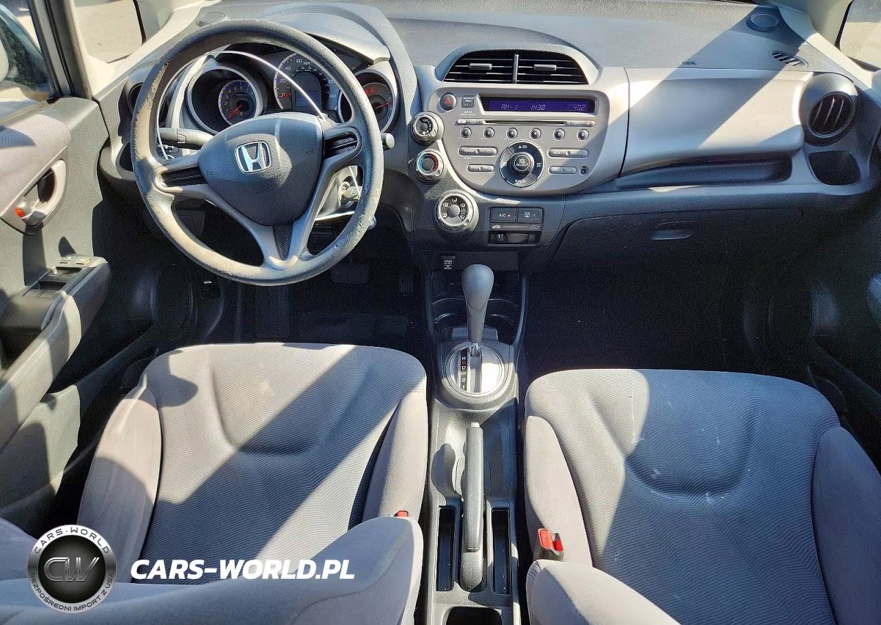 2010 Honda Fit VIN:JHMGE8H27AC022404 - 8
