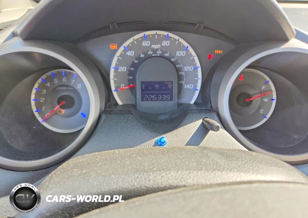 2010 Honda Fit VIN:JHMGE8H27AC022404 - 9