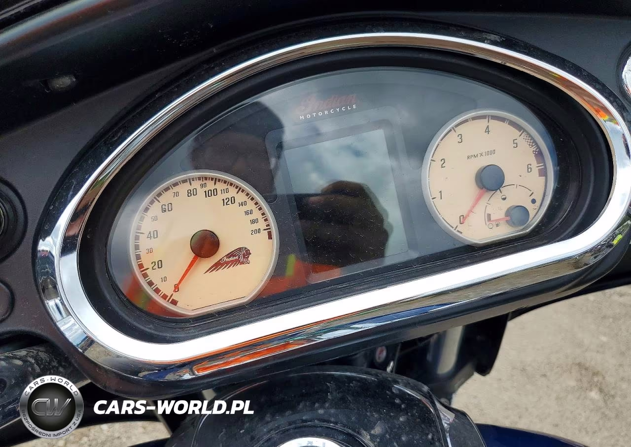 2015 Indian Chieftain VIN:56KTCAAA7F3325702 - 7