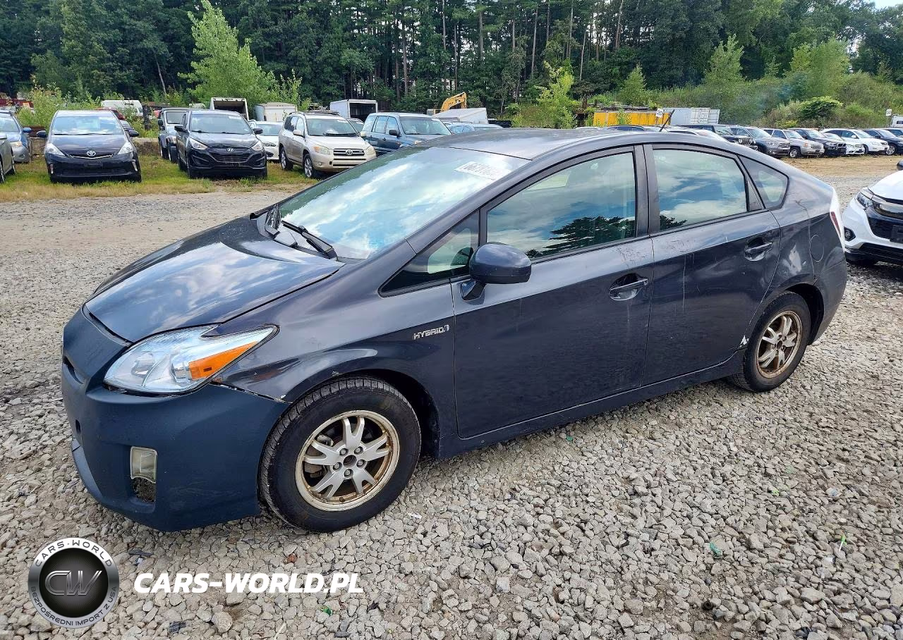 2011 Toyota Prius Three