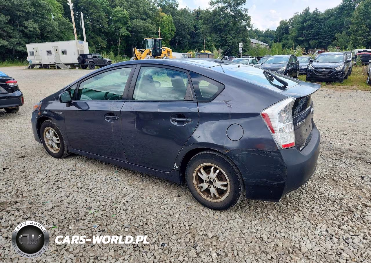 2011 Toyota Prius Three VIN:JTDKN3DU4B5304687 - 2