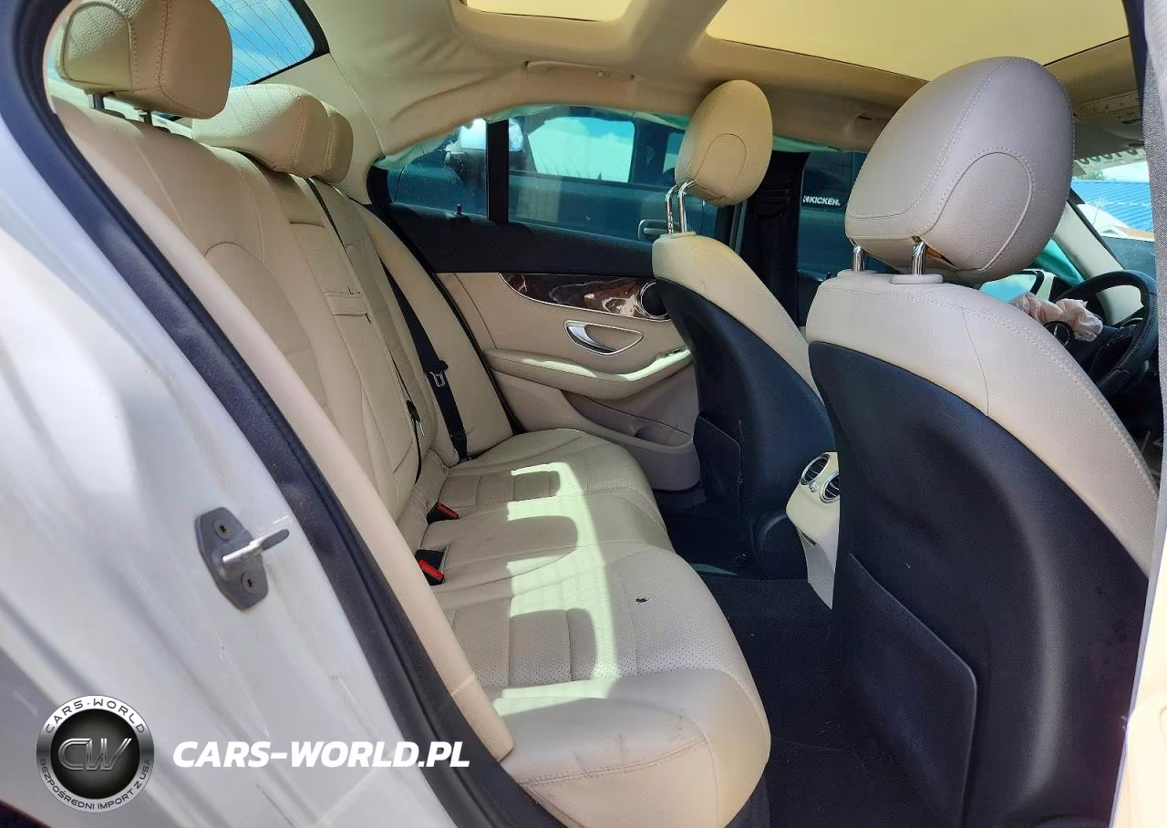 2017 Mercedes-Benz C 300 VIN:55SWF4JBXHU201836 - 10