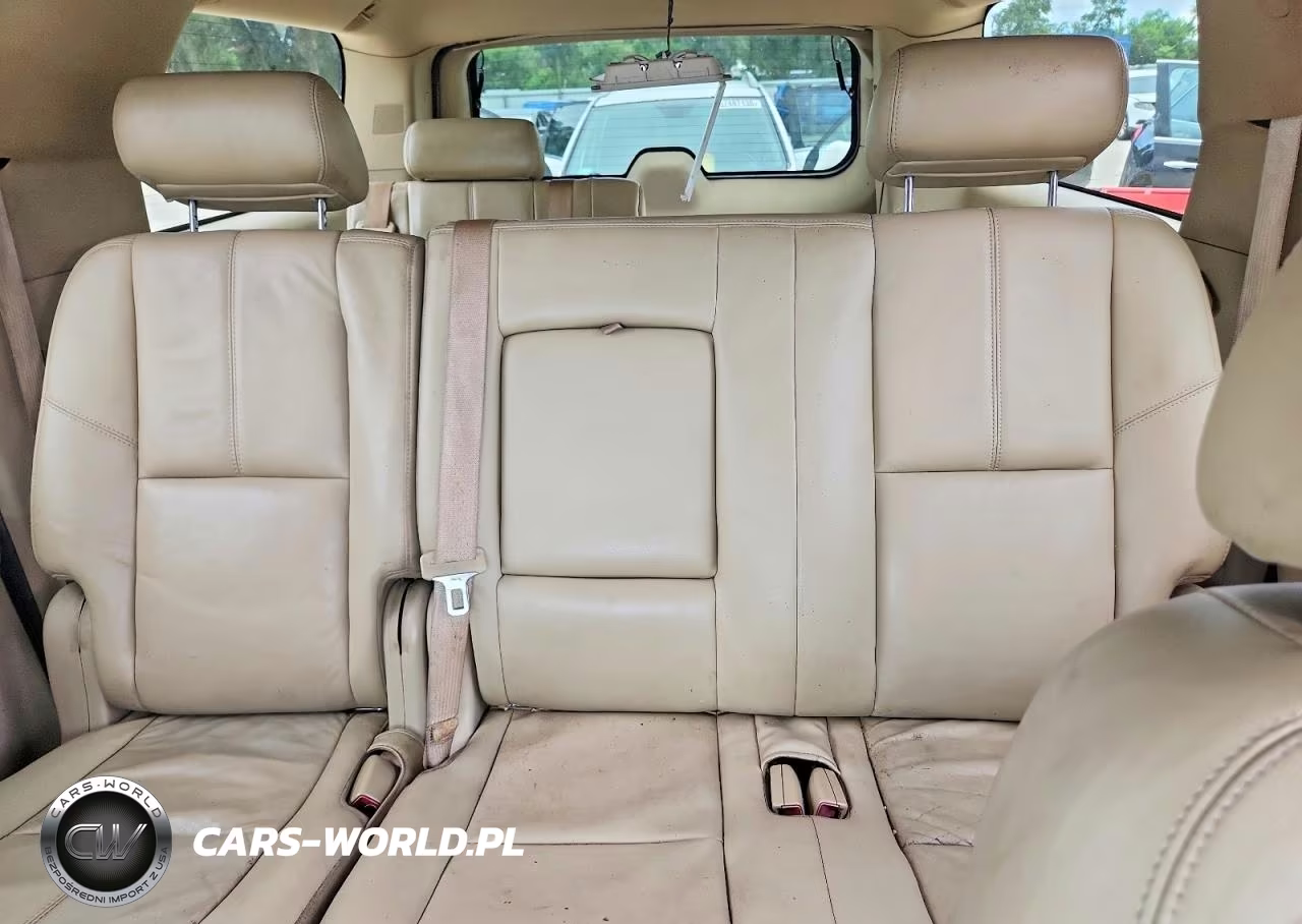 2010 Chevrolet Suburban K1500 Lt VIN:1GNUKJE36AR178990 - 10