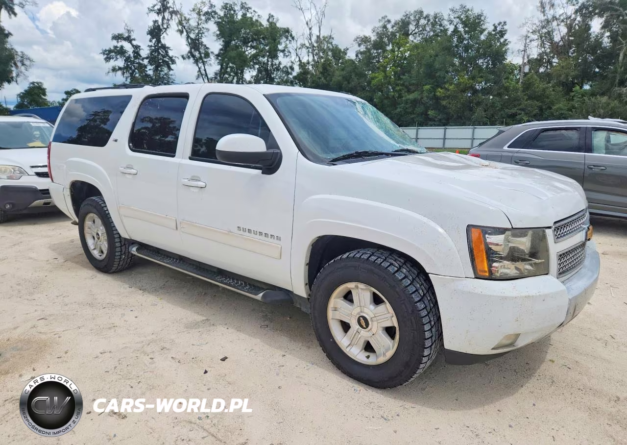 2010 Chevrolet Suburban K1500 Lt VIN:1GNUKJE36AR178990 - 4