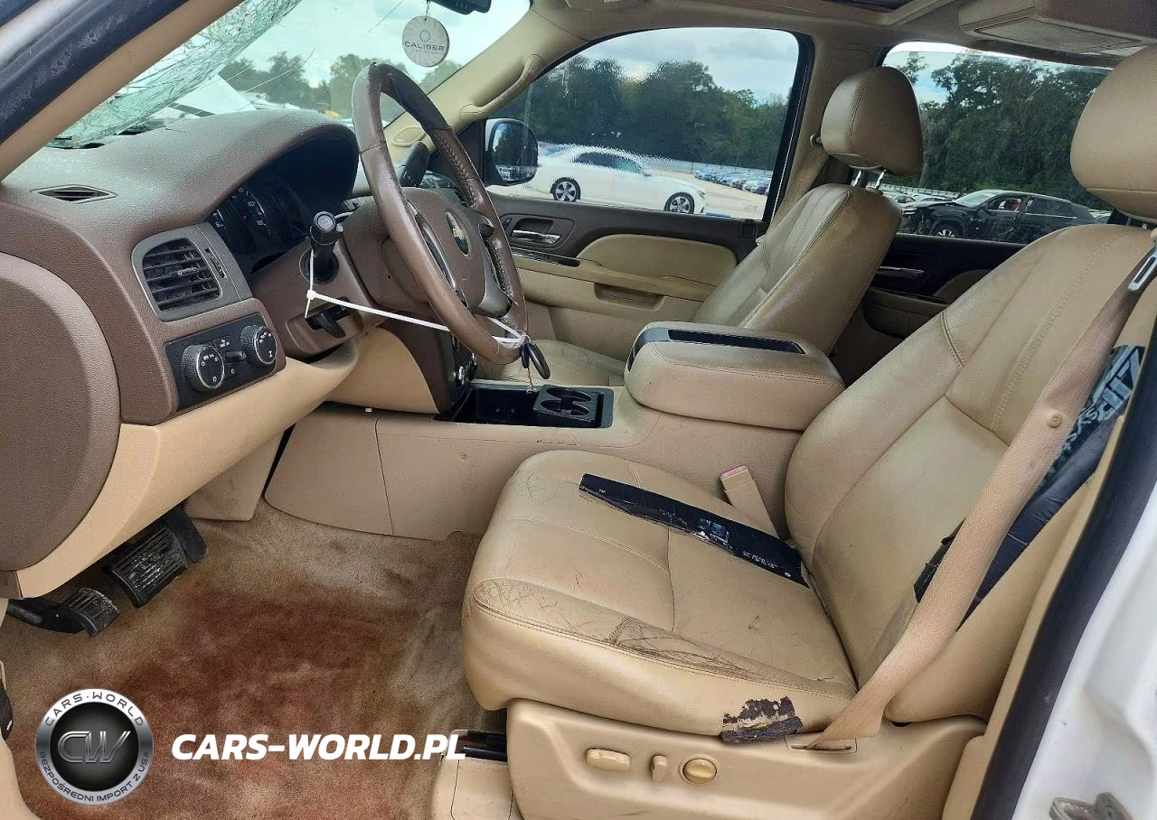 2010 Chevrolet Suburban K1500 Lt VIN:1GNUKJE36AR178990 - 7