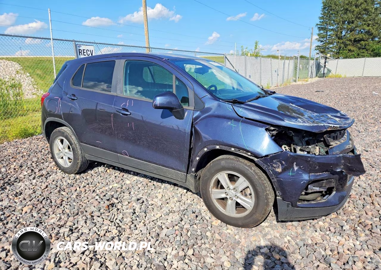 2019 Chevrolet Trax Ls VIN:3GNCJKSB4KL205841 - 4
