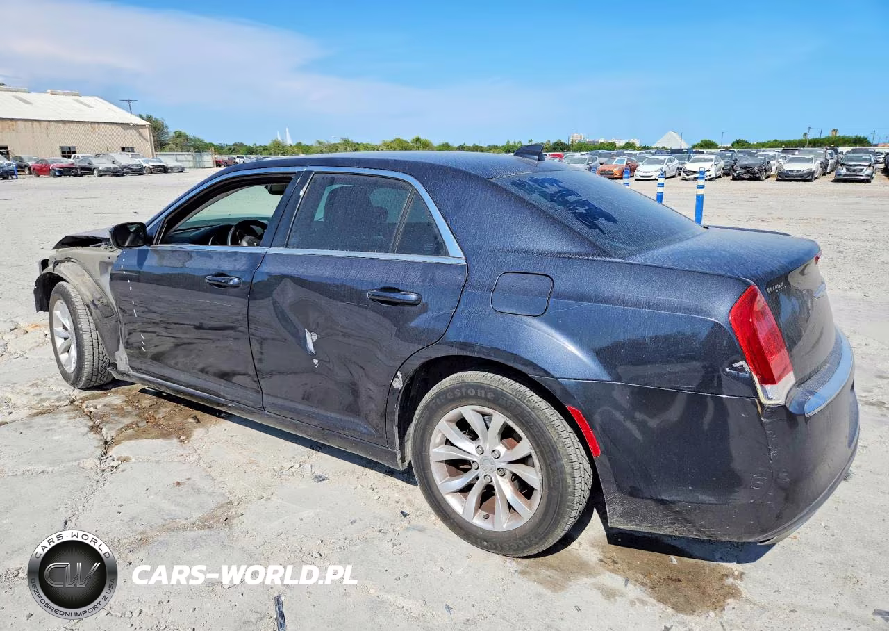 2015 Chrysler 300 Limited VIN:2C3CCAAG6FH929768 - 2