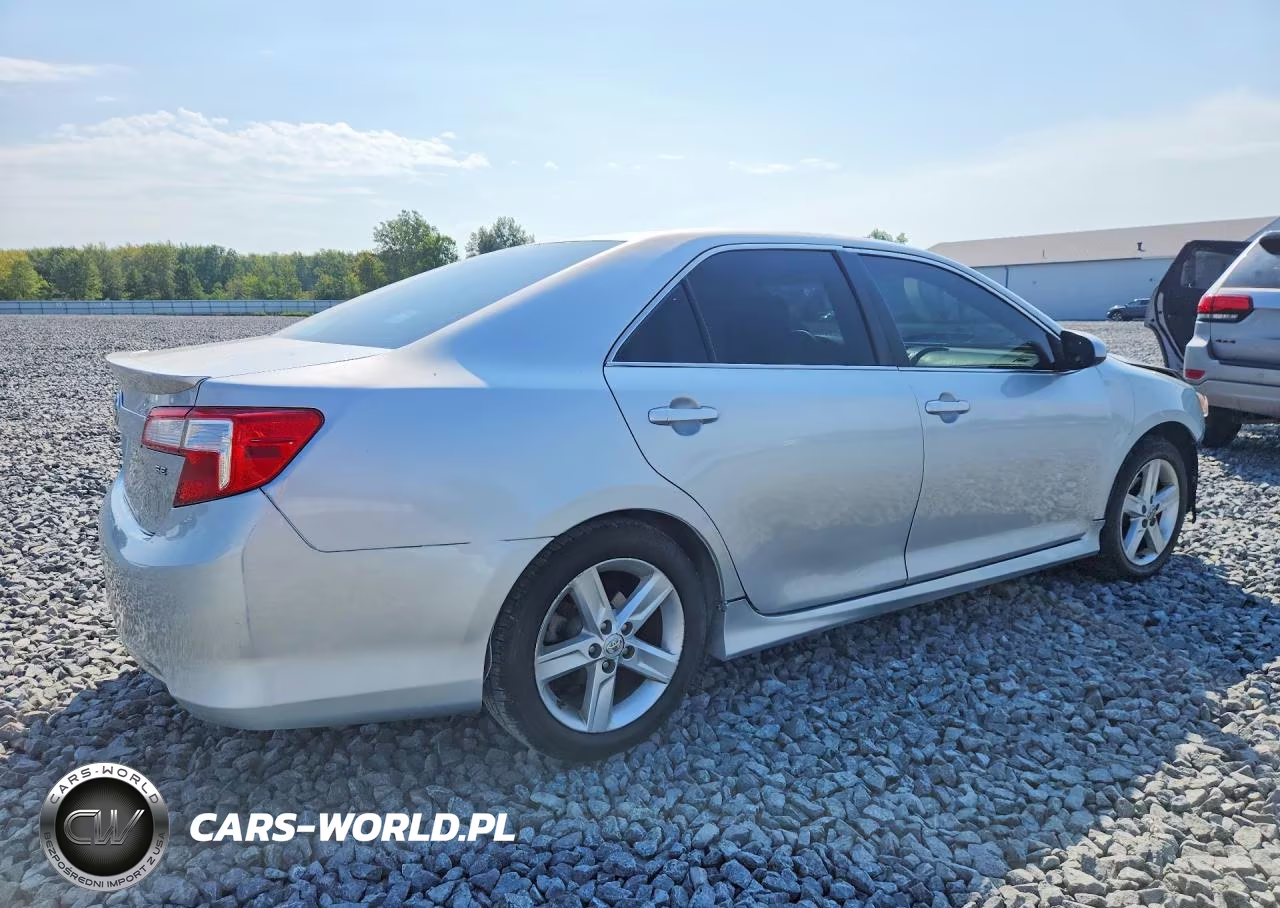 2013 Toyota Camry Se VIN:4T1BF1FK8DU238226 - 3