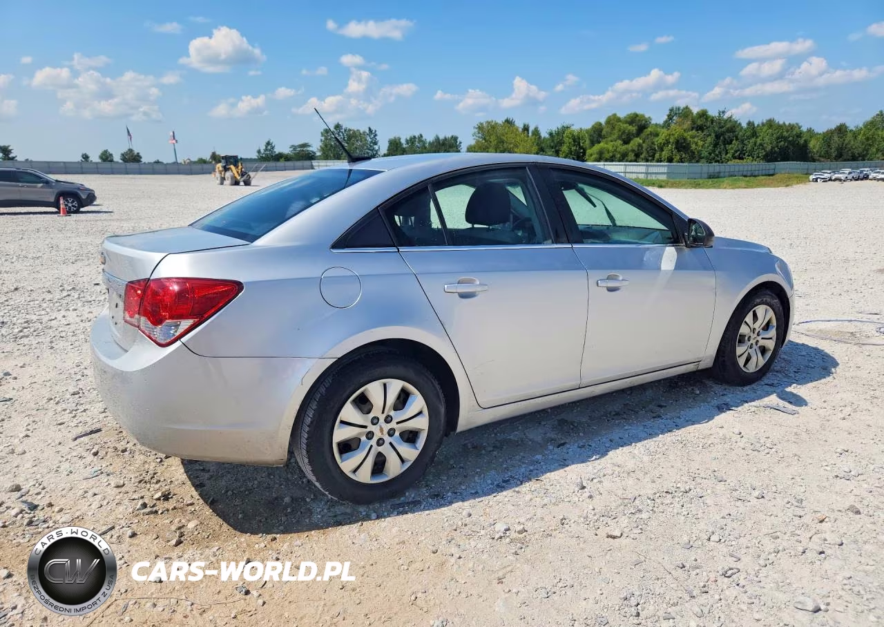 2012 Chevrolet Cruze Ls VIN:1G1PC5SH6C7305271 - 3