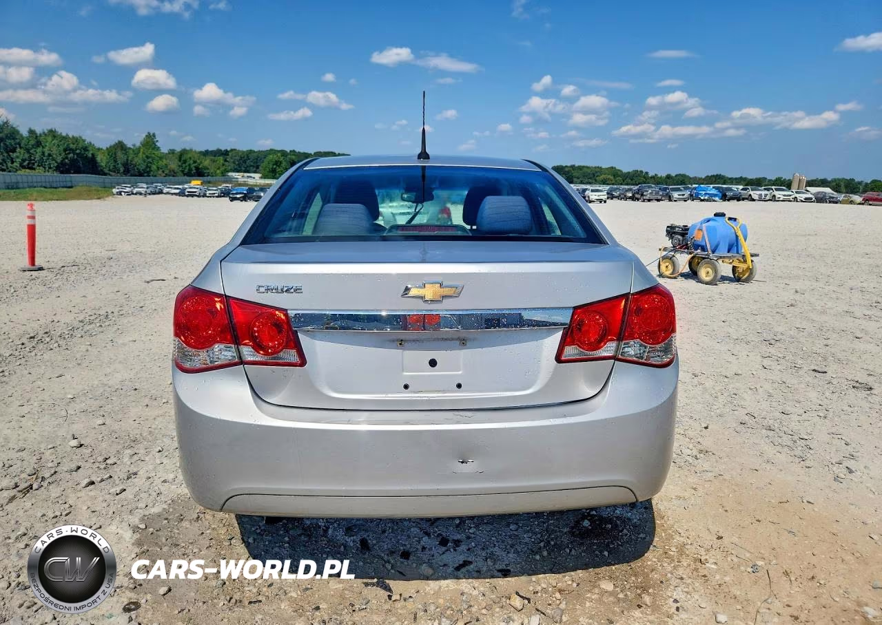 2012 Chevrolet Cruze Ls VIN:1G1PC5SH6C7305271 - 6