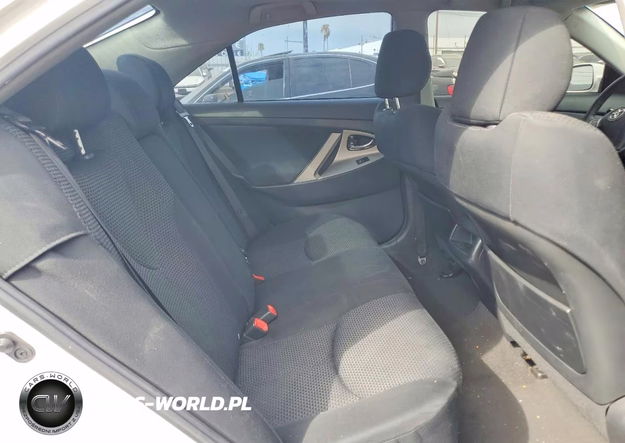 2010 Toyota Camry Se VIN:4T1BF3EK2AU570266 - 10