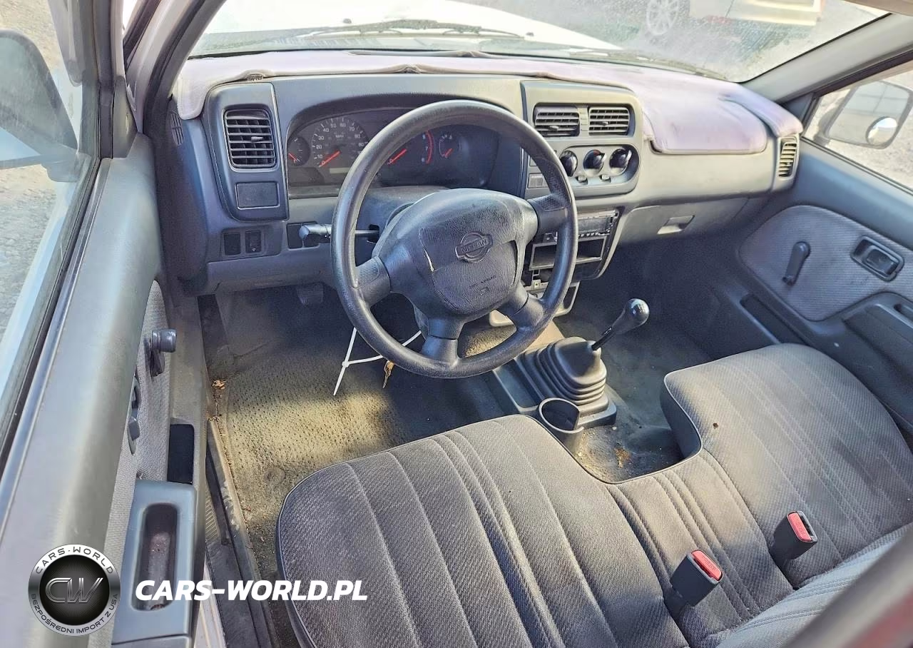 2001 Nissan Frontier Xe VIN:1N6DD21S51C363585 - 8