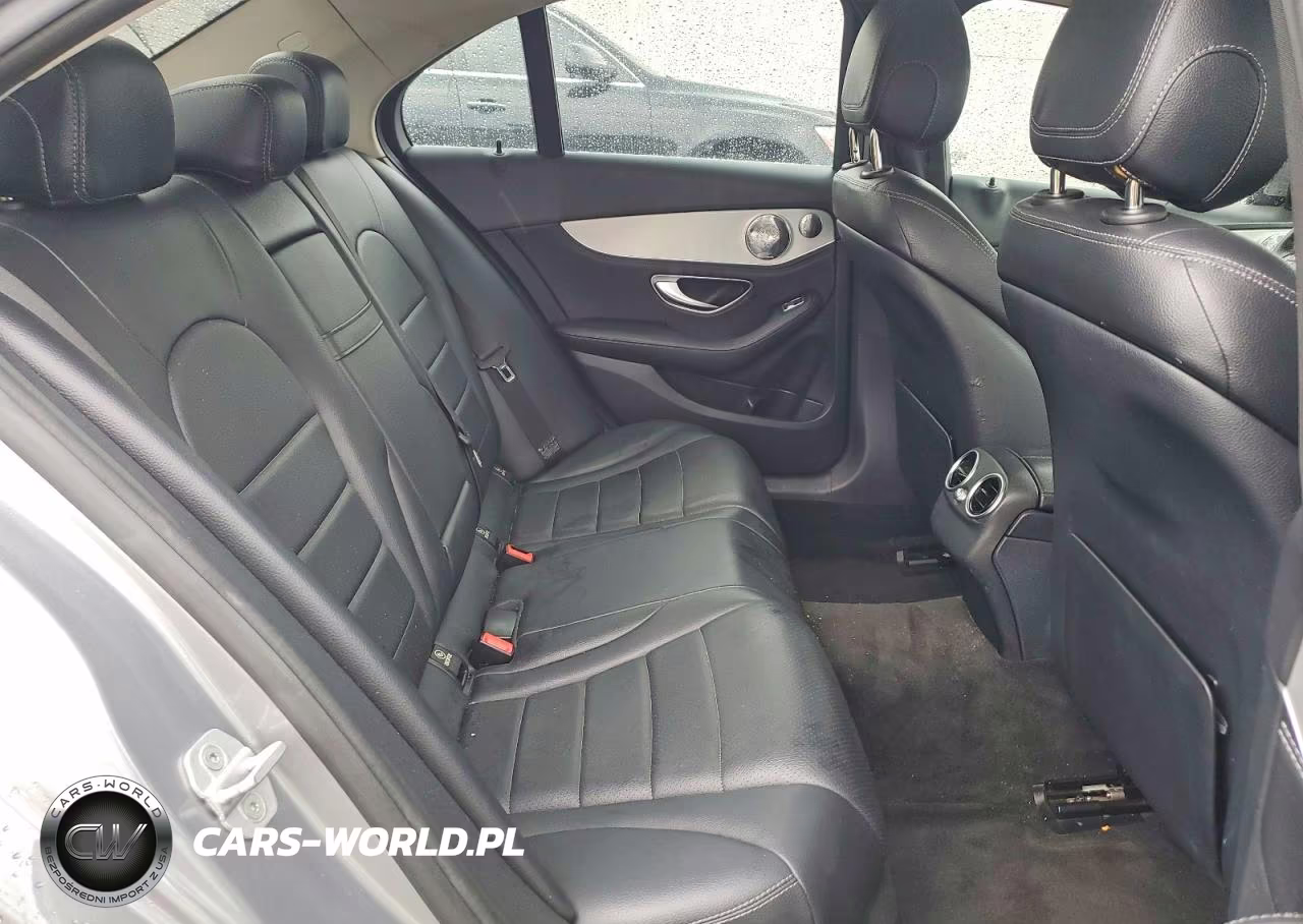 2015 Mercedes-Benz C 300 4Matic VIN:55SWF4KB8FU014882 - 10