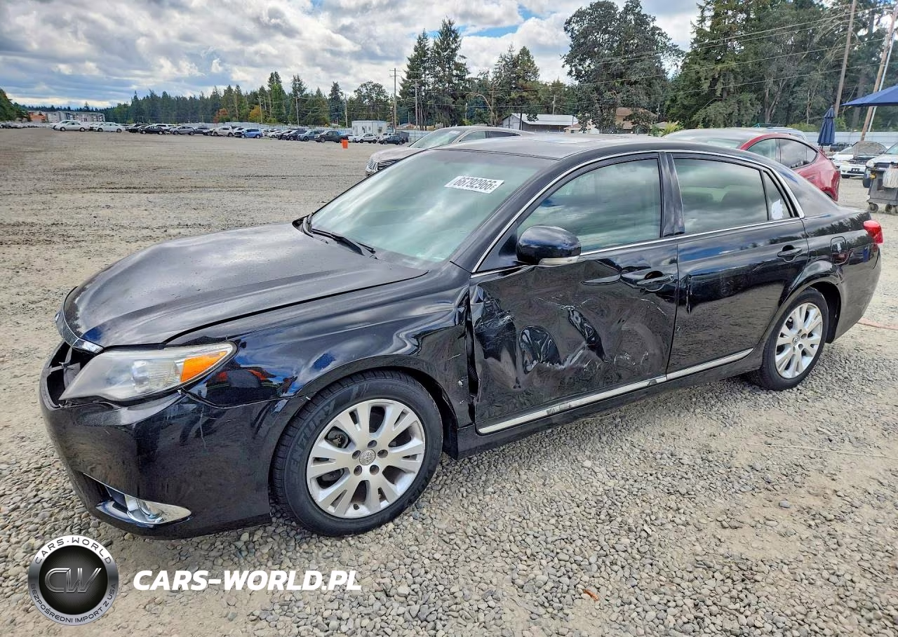 2011 Toyota Avalon Base
